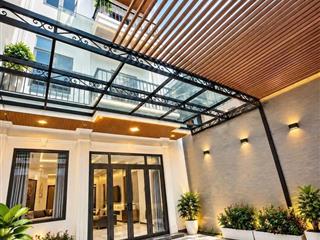 Bán nhà 7 tầng nguyễn văn cừ,100m , thang máy, nội thất sang sịn, gần ô tô tránh,15xty