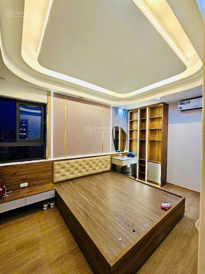 Bán nhà thang máy gia quất, gần ngọc lâm, 60m, dòng tiền có sẵn 50 triệu/tháng, 12 tỷ