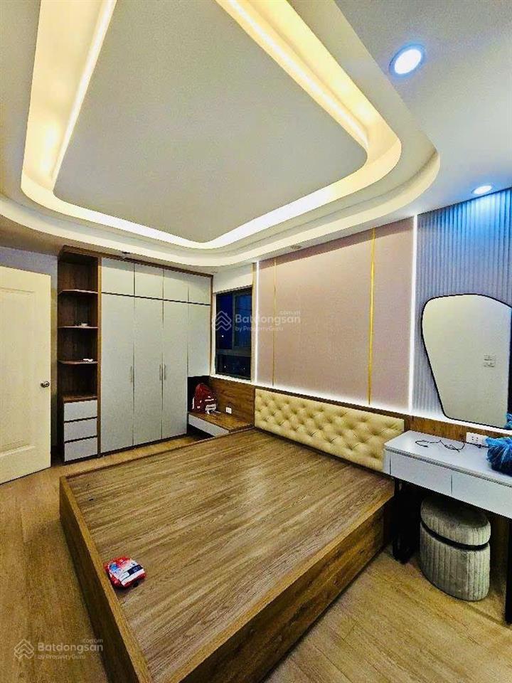 Bán nhà thang máy gia quất, gần ngọc lâm, 60m, dòng tiền có sẵn 50 triệu/tháng, 12 tỷ