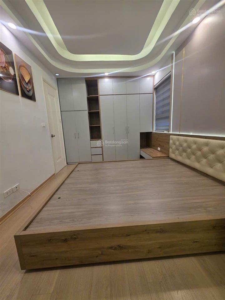 Cần bán căn chung cư city sông hồng,phố gia quất,gần ngọc lâm,70m,2 ngủ,2 wc,phun nội thất,4,2ty