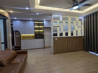 Cần bán căn chung cư city sông hồng,phố gia quất,gần ngọc lâm,70m,2 ngủ,2 wc,phun nội thất,4,2ty