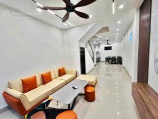 Bán nhà dân xây sài đồng, 55m, 4 ngủ, phun nội thất, ô tô tránh đỗ cổng, 7 tỷ