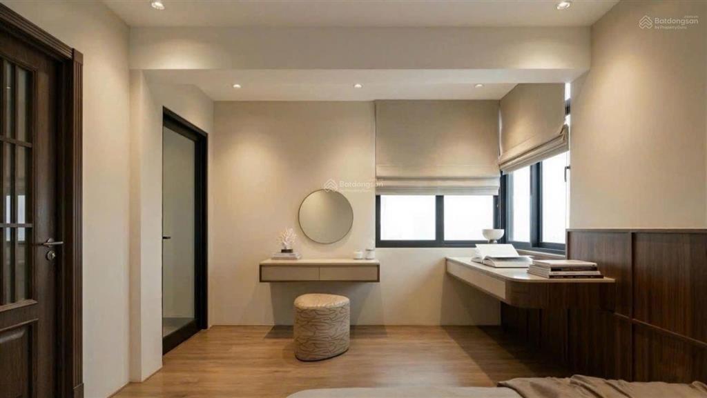 Bán nhà ngọc lâm, 55m, 7 ngủ, phun nội thất, dòng tiền 30 triệu/tháng, sát mặt phố, 8 tỷ