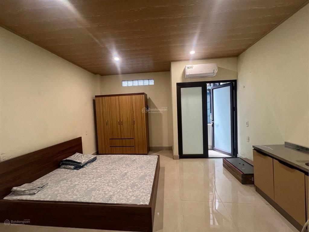 Bán nhà ngọc lâm, 55m, 7 ngủ, phun nội thất, dòng tiền 30 triệu/tháng, sát mặt phố, 8 tỷ