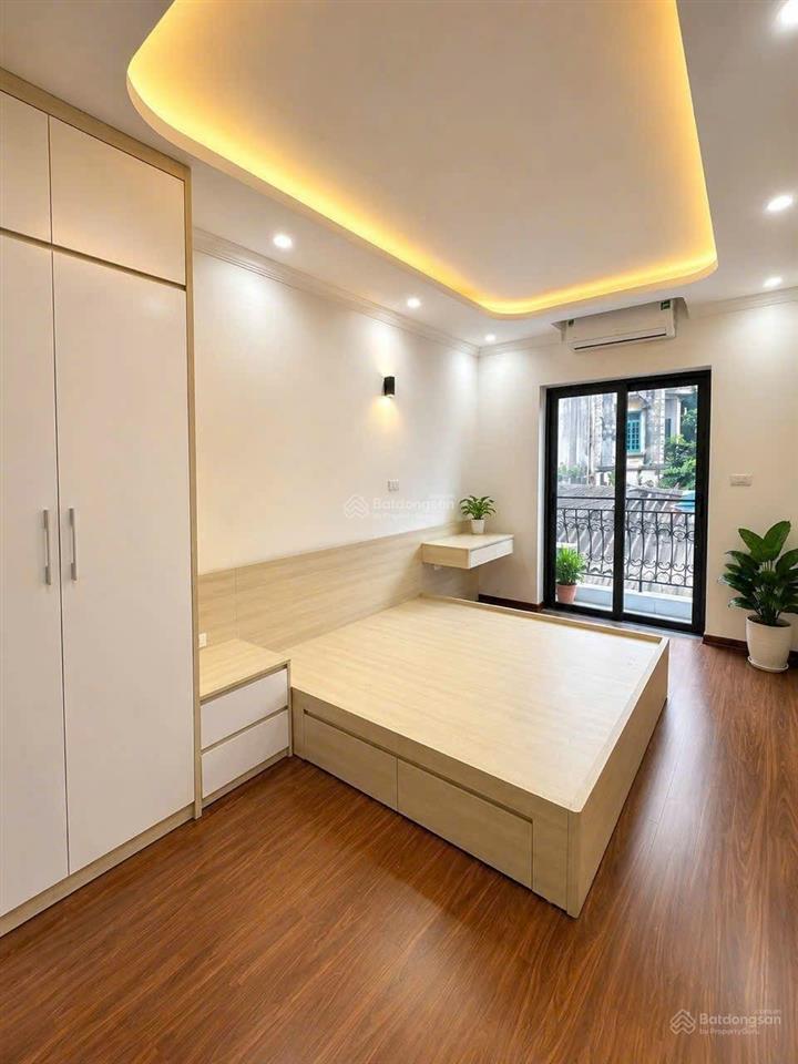 5 tỷ nhỉnh có nhà phố gia quất, 32m, 3 ngủ rộng, gần ô tô, gần đường ô tô tránh