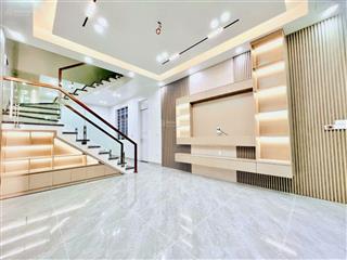 8,4 tỷ có nhà việt hưng, đức giang, 65m2, 5 ngủ, ô tô tránh đỗ cổng, mới tinh, lô góc