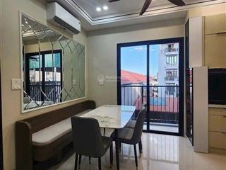 Bán nhà lâm du,bồ đề, 40m ,thang máy,nội thất sang sin, gần cầu chương dương, lô góc, 9xty