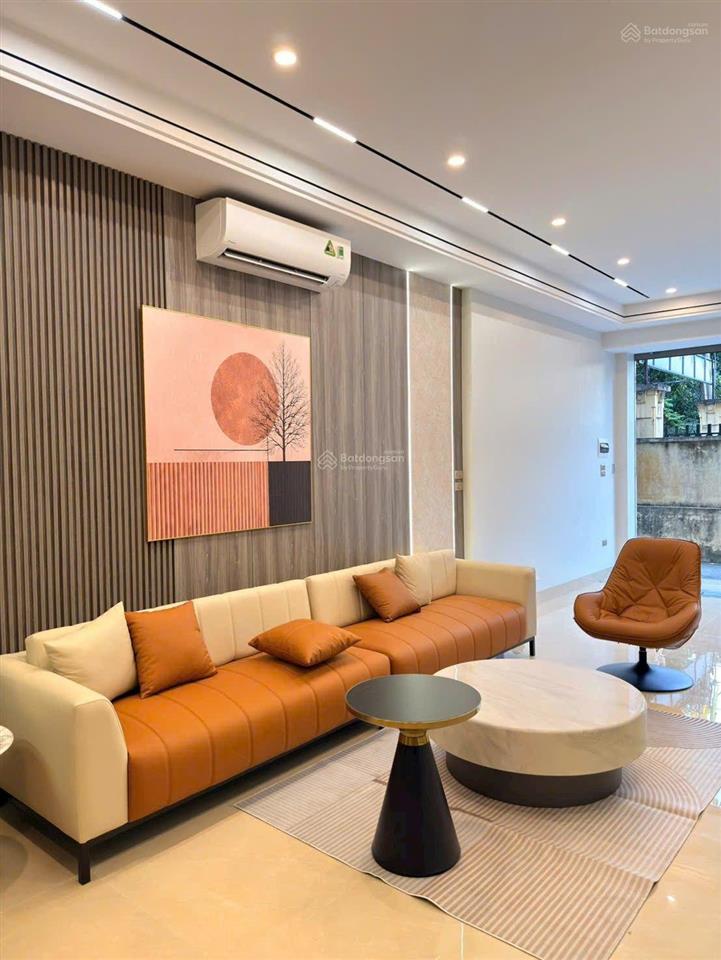 Bán nhà thang máy việt hưng, thanh am, 55m, nội thất sang xịn, ô tô qua nhà, 15 tỷ