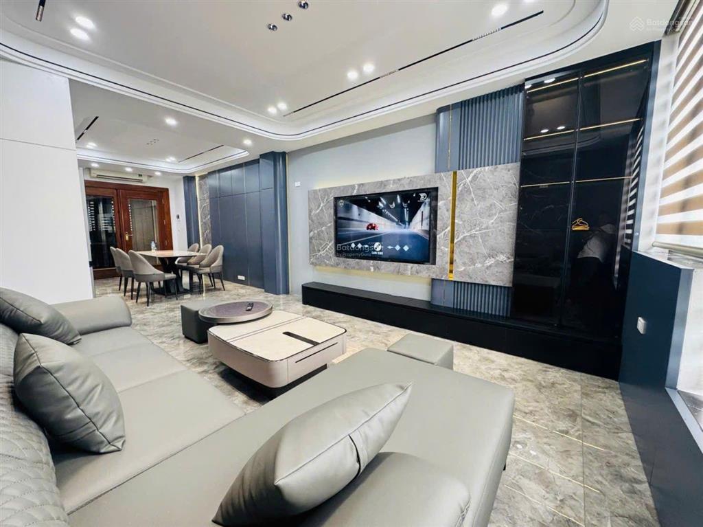 Bán nhà việt hưng, tđc đặng vũ hỷ, thang máy, 50m, gara 2 ô tô, vỉa hè, ô tô tránh, kinh doanh