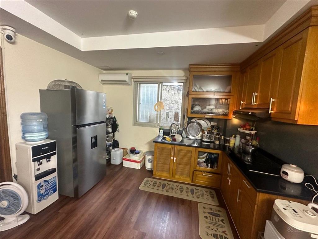 Bán nhanh căn chung cư bồ đề, gần cầu chương dương, 60m2, 2 ngủ, full nội thất, lô góc, 2.x tỷ