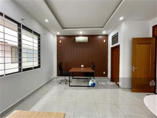 Cho thuê văn phòng 30m2, full nội thất, vat đầy đủ  vạn phúc city
