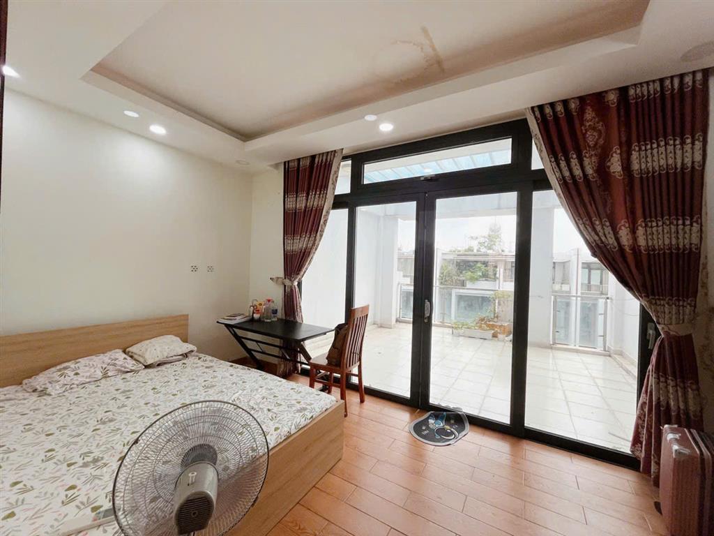 Cho thuê căn hộ 45m² sạch đẹp, ban công lớn, giá chỉ 7tr/tháng  vạn phúc city