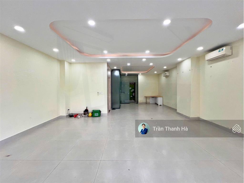 Cho thuê mặt bằng tầng trệt 7x20, vị trí đẹp, phù hợp setup văn phòng hoặc showroom  vạn phúc city