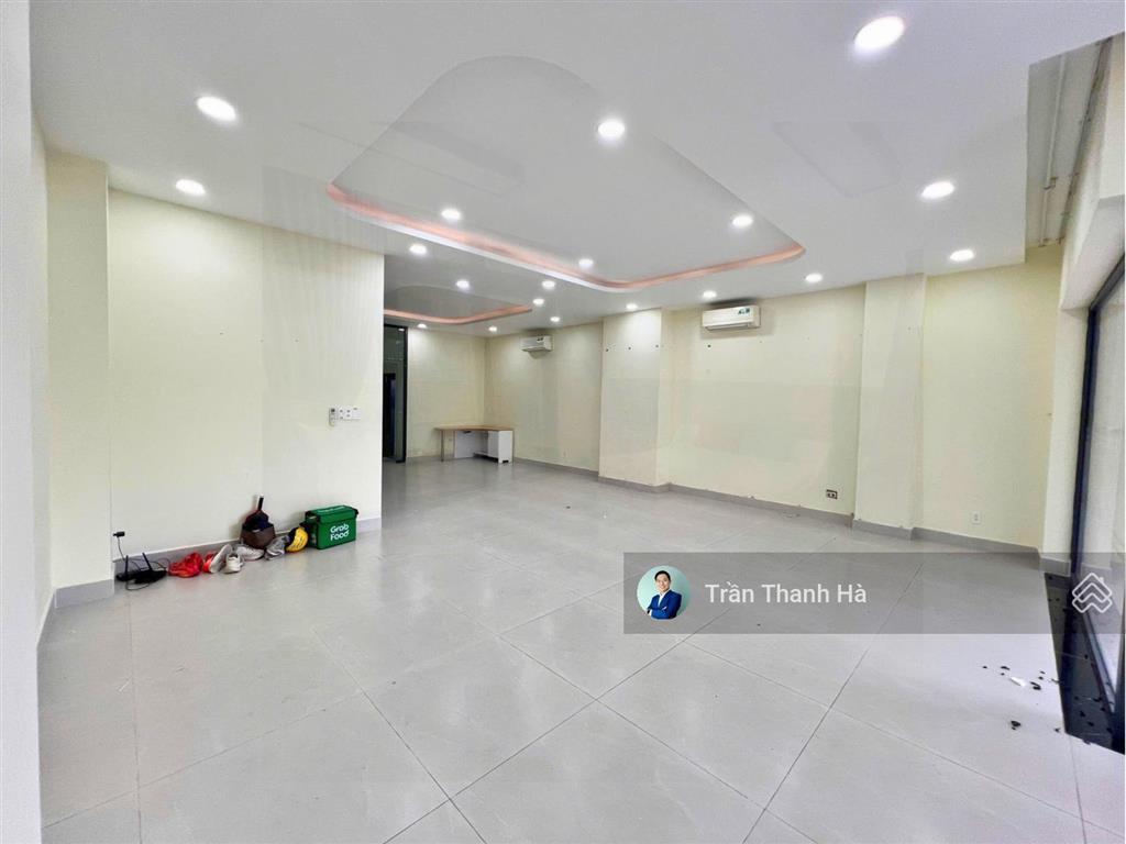 Cho thuê mặt bằng tầng trệt 7x20, vị trí đẹp, phù hợp setup văn phòng hoặc showroom  vạn phúc city