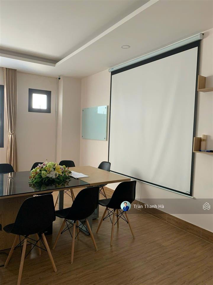 Cho thuê nguyên căn 5x20m vạn phúc city  phù hợp làm văn phòng, showroom, spa  giá 33 triệu/tháng