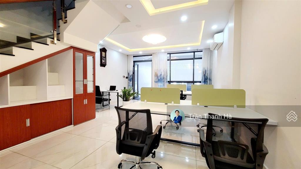 Cho thuê mặt bằng tầng trệt 5x21m, full nội thất, giá chỉ 13tr/tháng  xuất được vat