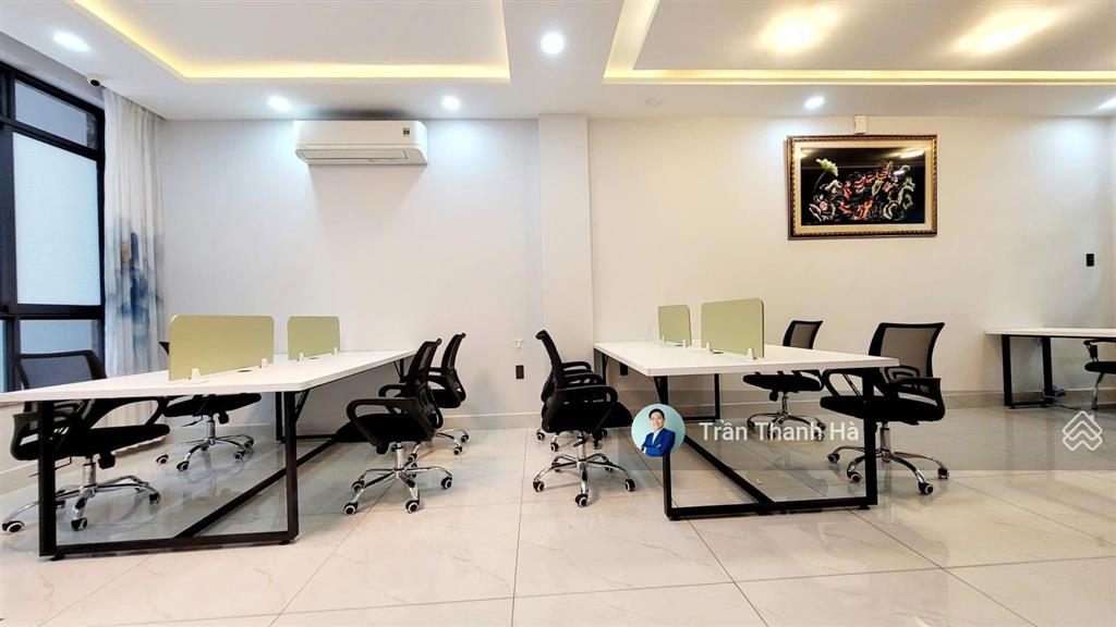 Cho thuê mặt bằng tầng trệt 5x21m, full nội thất, giá chỉ 13tr/tháng  xuất được vat