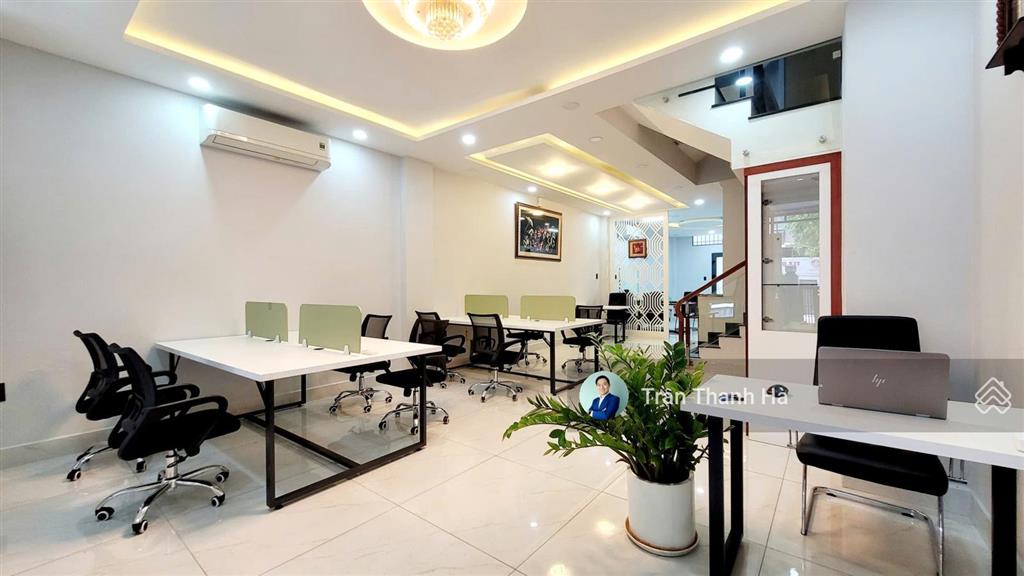Cho thuê mặt bằng tầng trệt 5x21m, full nội thất, giá chỉ 13tr/tháng  xuất được vat