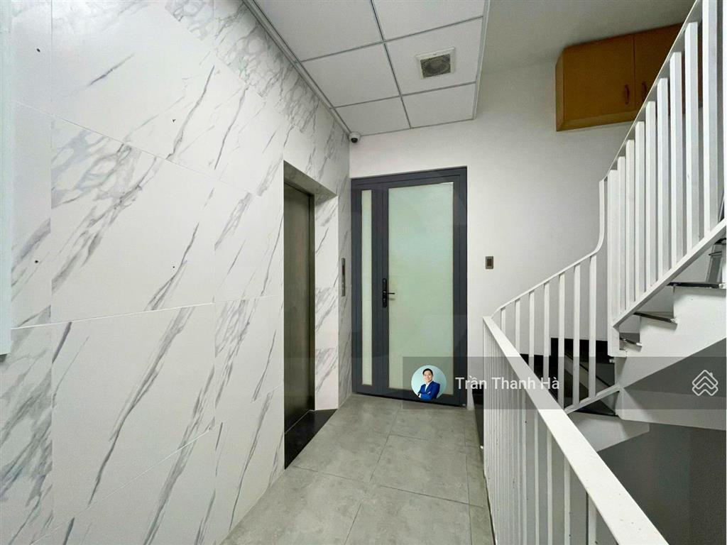 Cho thuê văn phòng 35m² full nội thất, có ban công giá chỉ 8tr/tháng  vạn phúc city