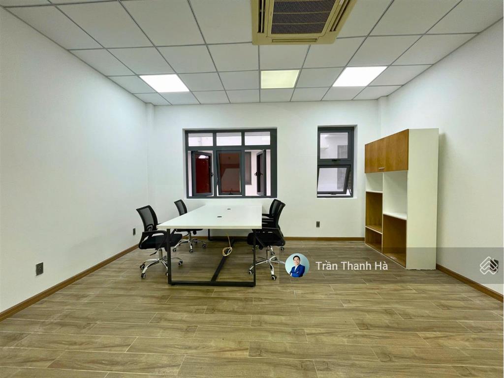 Cho thuê văn phòng 30m2 full nội thất  vạn phúc city, giá 6 triệu/tháng