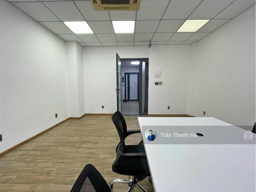 Cho thuê văn phòng 30m2 full nội thất  vạn phúc city, giá 6 triệu/tháng