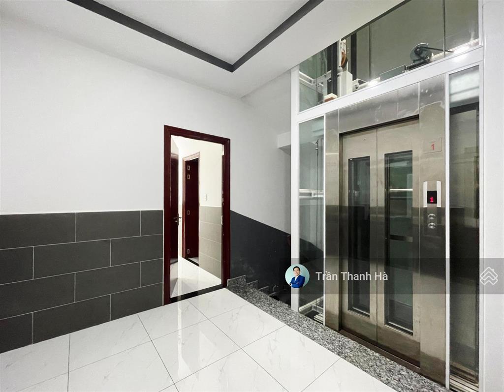 Cho thuê căn hộ tách bếp, full nội thất, có thang máy, xách vali vào là ở tại vạn phúc city