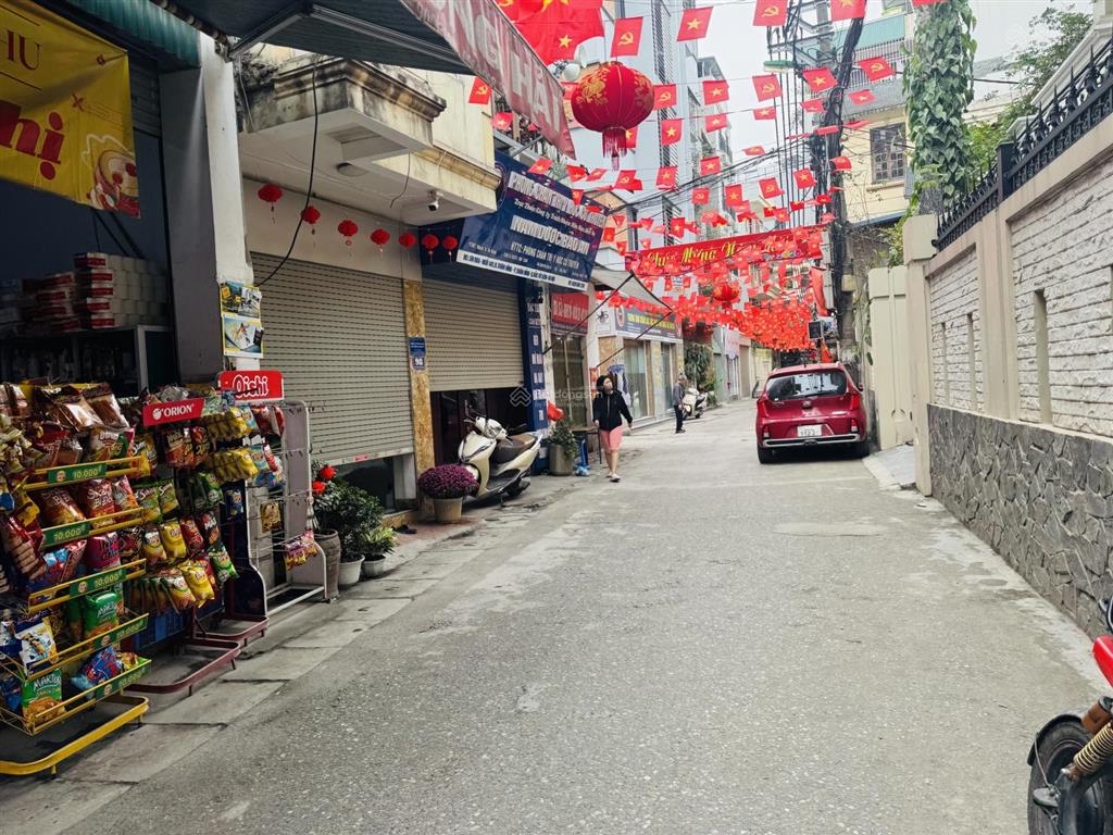 Bán nhà quan hoa cầu giấy 6 tầng full nội thất 35m, mt3.8m giá 11.9tỷ ngõ rộng, 5m ra ngõ thông oto