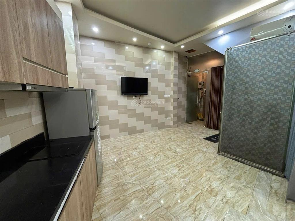 Dòng tiền 40tr/1tháng dt70mx5t,mt4m giá 22tỷ  8phòng khép kín 15m ra mặt phố khúc thừa dụ cầu giấy