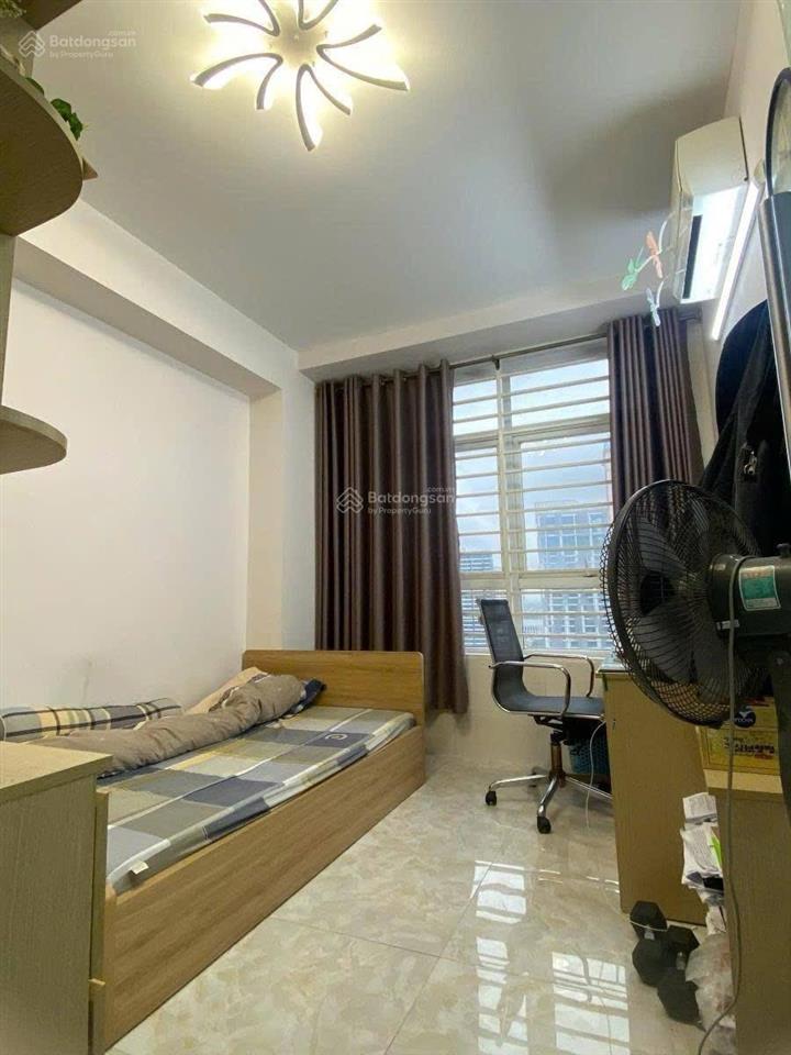 Cần bán gấp căn cc c18 lạc long quân tây hồ80m 2 ngủ 2vs vị trí đắc địa view ban công ngắm pháo hoa