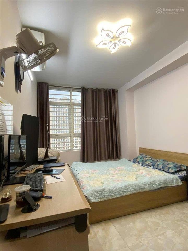 Cần bán gấp căn cc c18 lạc long quân tây hồ80m 2 ngủ 2vs vị trí đắc địa view ban công ngắm pháo hoa