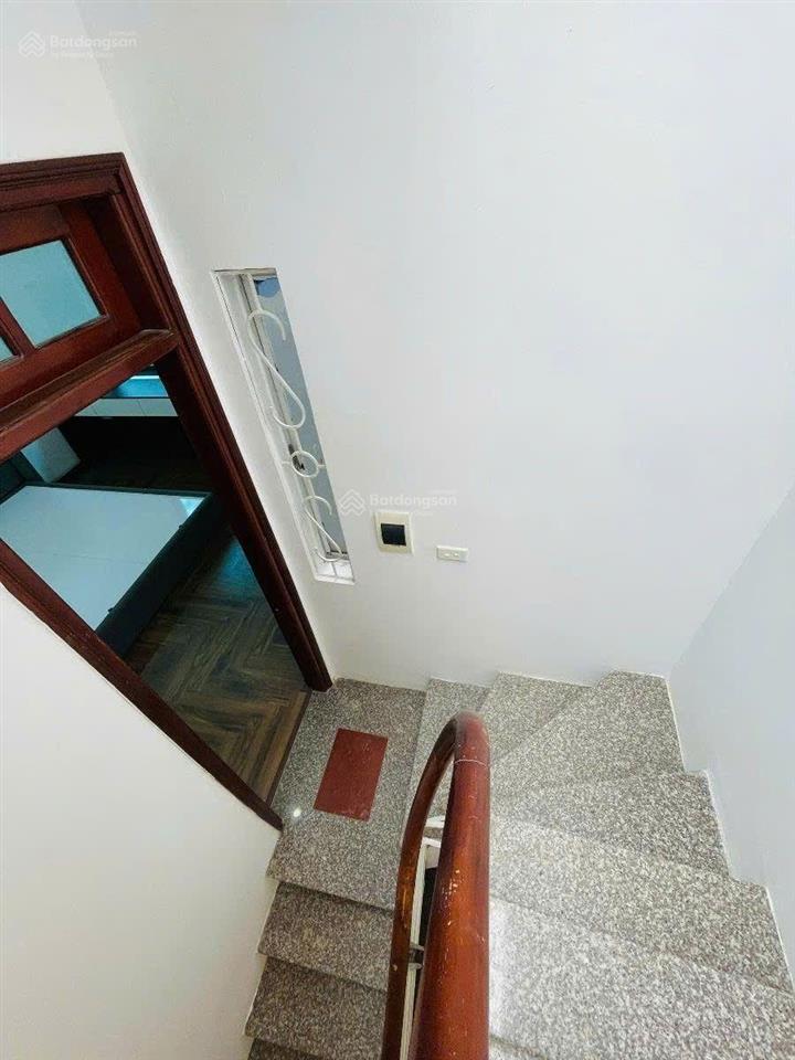 Chỉ 7 tỷ chính chủ cần bán gấp căn lô góc yên hòa, cầu giấy 35mx5t, mt4m full nội thất 50m ra phố