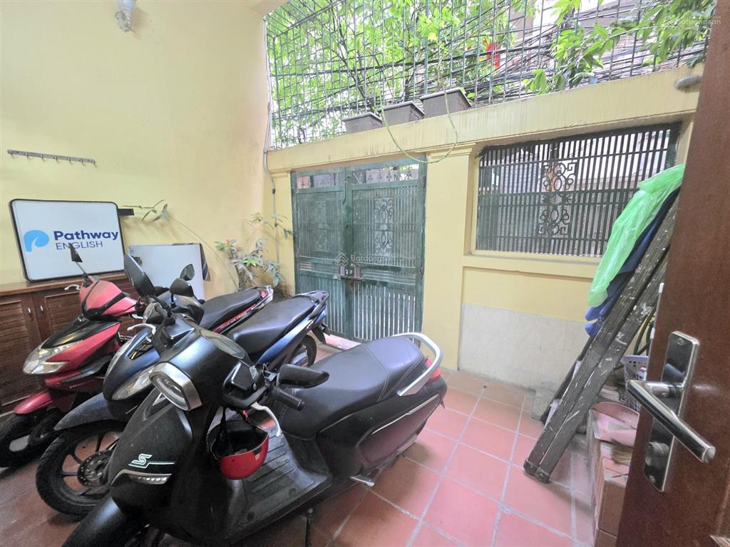Cho thuê nhà nguyên căn đào tấn ba đình 60m2x5t, mt5m 15.5tr/th 6 ngủ, 4vs ngõ thông 10m ra ô tô