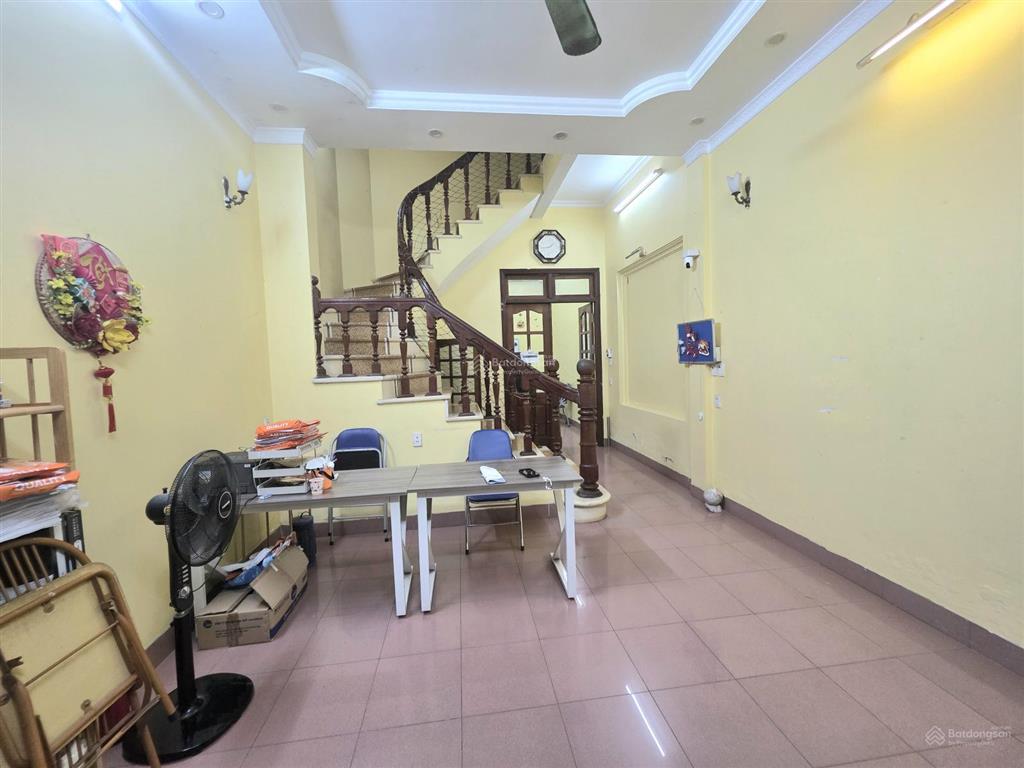 Cho thuê nhà nguyên căn đào tấn ba đình 60m2x5t, mt5m 15.5tr/th 6 ngủ, 4vs ngõ thông 10m ra ô tô