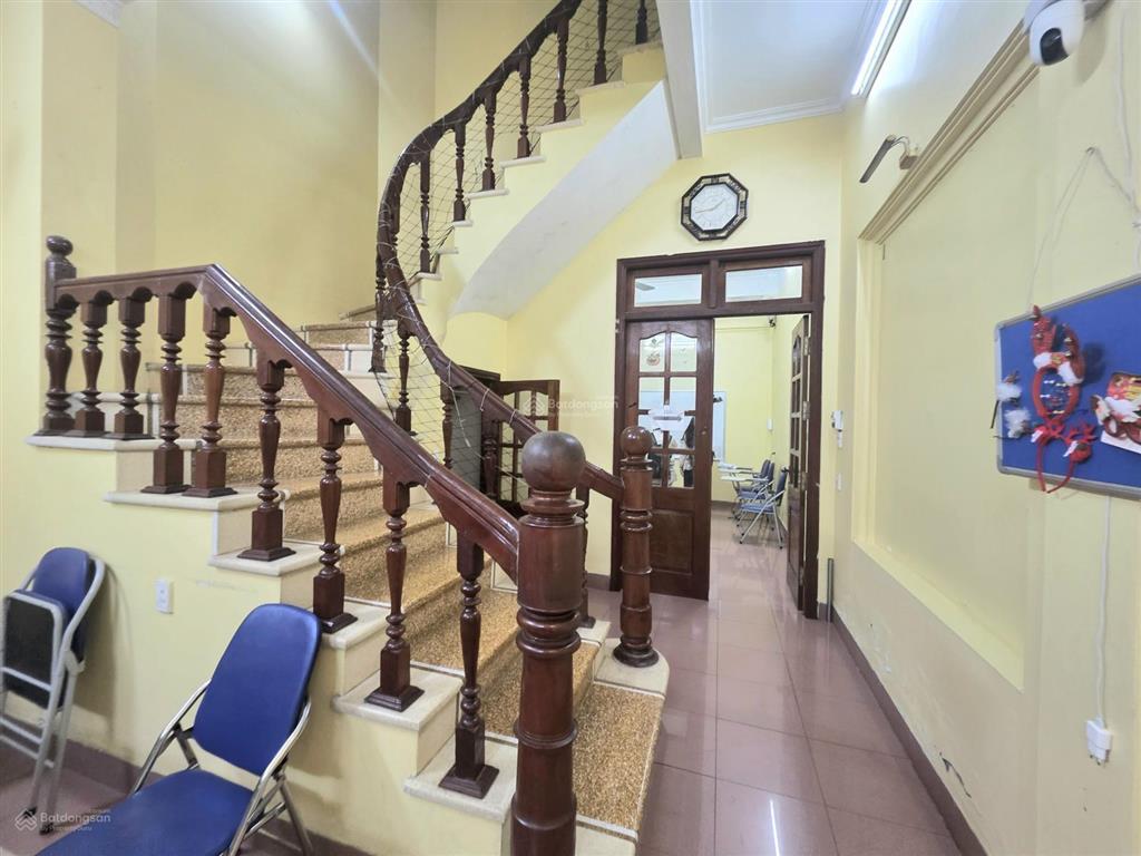 Cho thuê nhà nguyên căn đào tấn ba đình 60m2x5t, mt5m 15.5tr/th 6 ngủ, 4vs ngõ thông 10m ra ô tô
