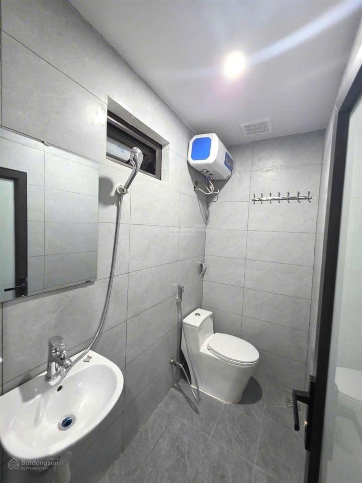 Chính chủ cho thuê phòng ccmn mới tinh trần bình, dt 25m 4,5tr có ban công, full nt, pccc