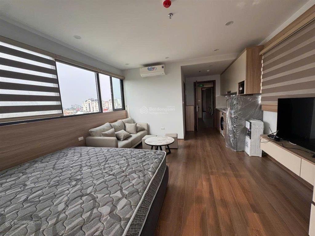Cho thuê tòa apartment mặt phố đội cấn ba đình 100m2, 9 tầng, mt 5m giá 150tr/th 16 phòng khép kín