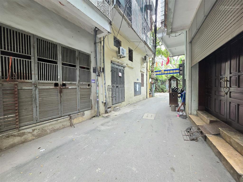Chỉ 8,5 triệu/ tháng chính chủ cho thuê nhà nguyên căn trần bình cầu giấy 3tầng, 3 ngủ, 2vs kd ô tô