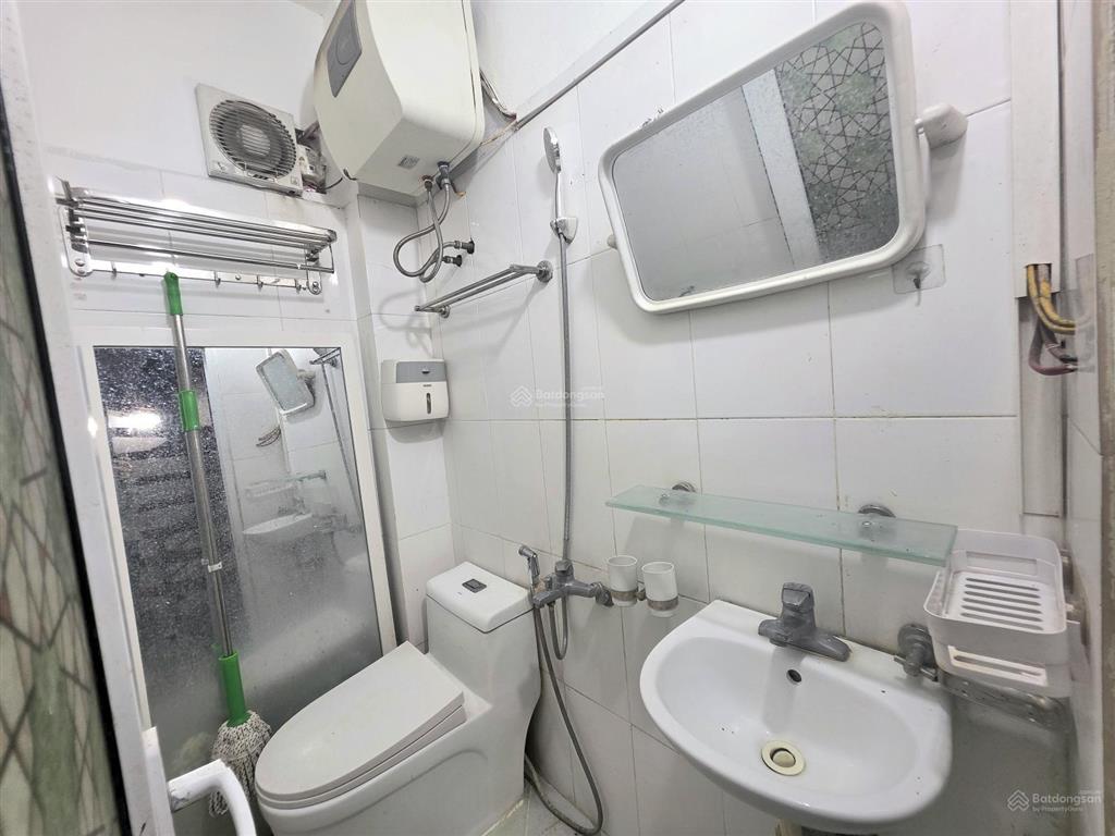 6,5 triệu/ tháng cho thuê nhà nguyên căn đội cấn ba đình, ô tô kinh doanh online 4 tầng, 2pn, 2vs