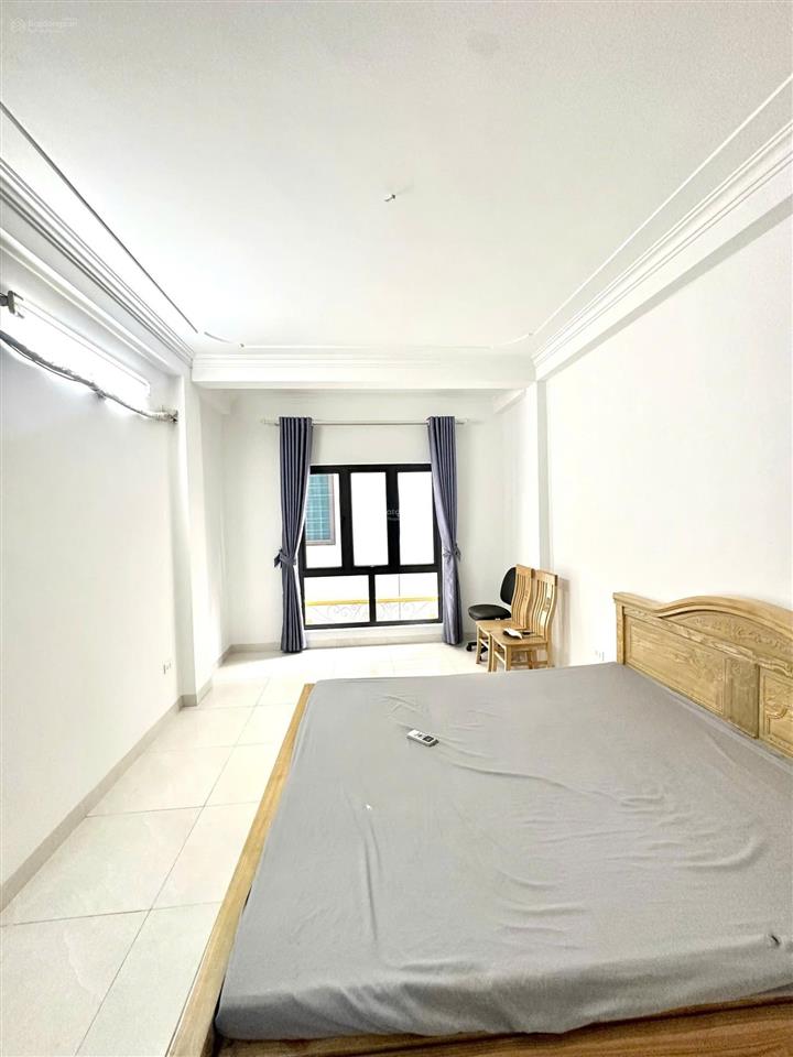 Chỉ 7.8 tỷ có ngay nhà ngô quyền hà đông dt35mx5t,mt3.8m ô tô đỗ cổng 10m ra ô tô tránh dừng đỗ