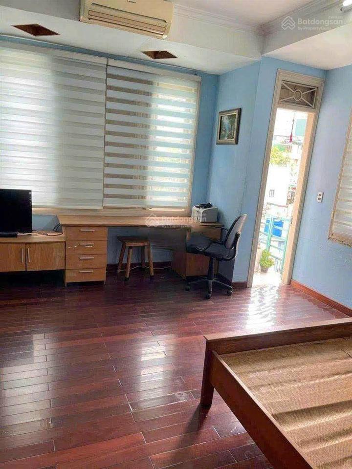 Cho thuê nhà nguyên căn văn cao ba đình dt50m, 4 tầng 5 ngủ, vs giá 15tr/tháng ô tô ngủ trong nhà