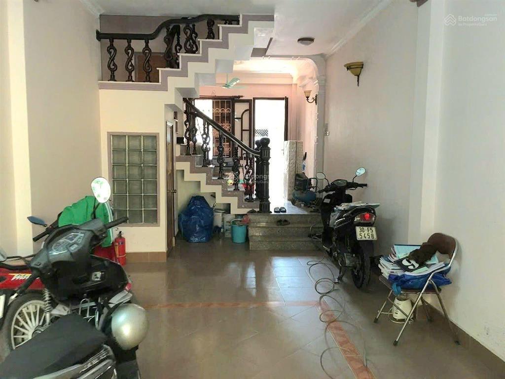 Chính chủ cần cho thuê gấp 6 tầng ngõ 118 nguyễn khánh toàn cầu giấy dt55m, 7pn, 6vs 23tr ô tô kd
