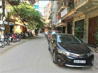 Chính chủ cần cho thuê gấp 6 tầng ngõ 118 nguyễn khánh toàn cầu giấy dt55m, 7pn, 6vs 23tr ô tô kd
