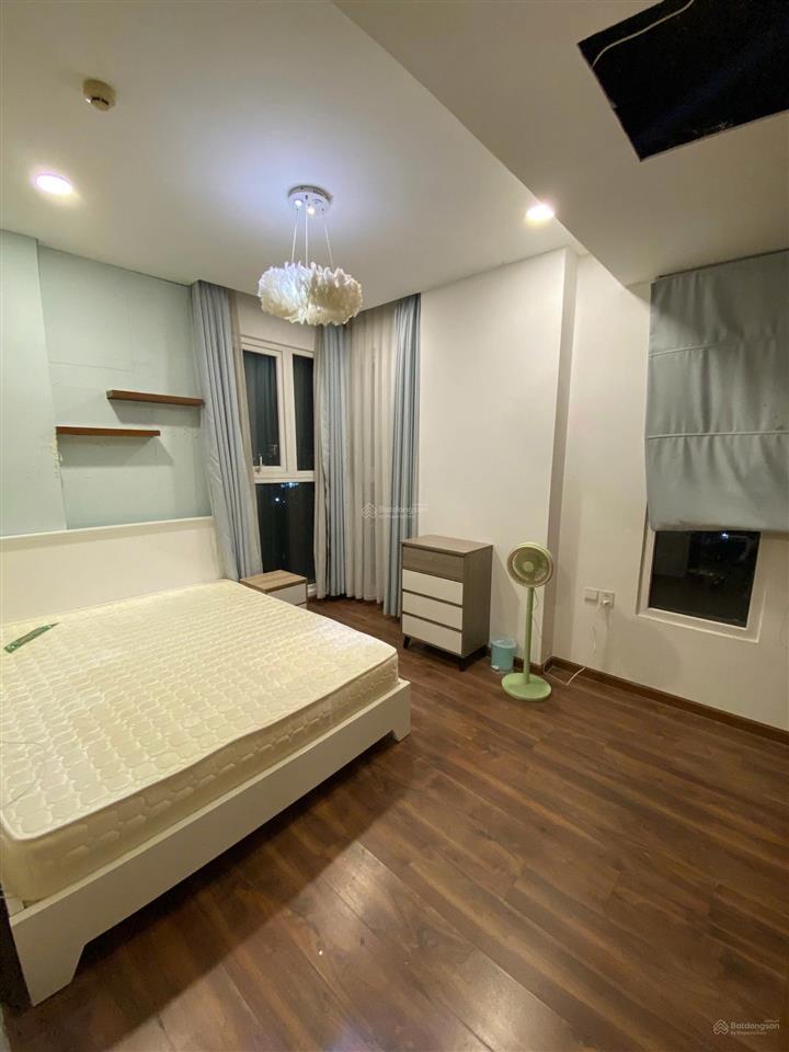 Cho thuê căn hộ golden star quận 7. diện tích 71m², 2pn, 2wc. nội thất cơ bản
