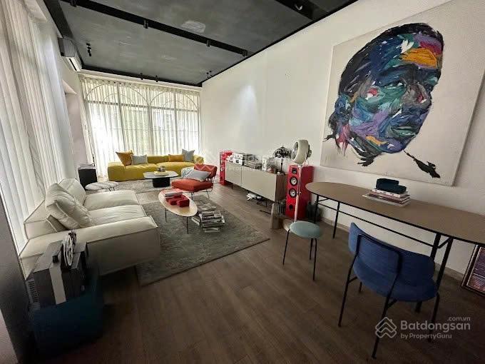 Cho thuê mt trần nhật duật, tân định q1. dt 10x25m, 4 tầng. giá 90tr. tell 0898 311 ***