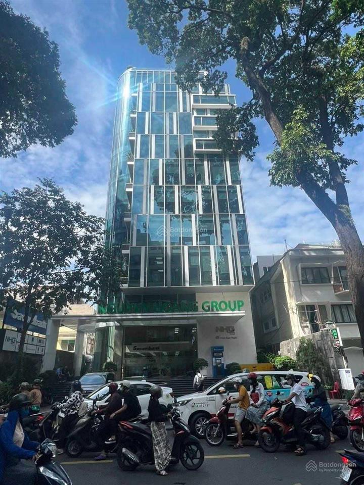 Tòa nhà kỳ đồng  trương định, q3. dt 15x20m, hầm, 7 lầu, giá 280tr. tel 0903 712 ***