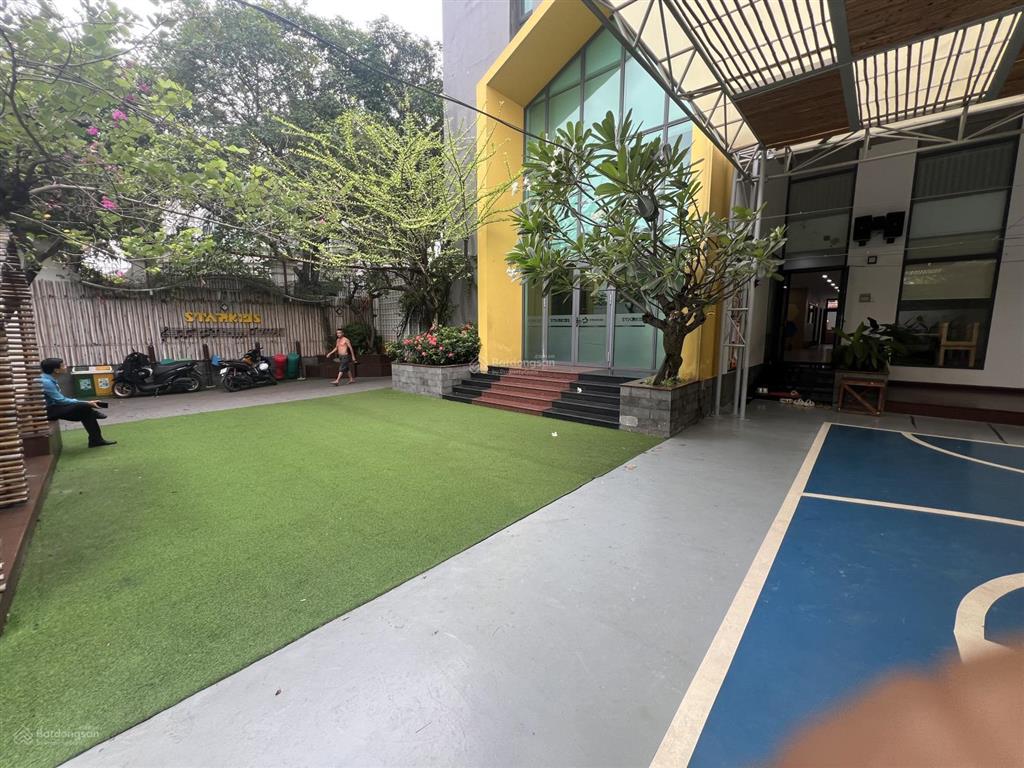 Cho thuê tòa vila thảo điền, cắt xuân thủy, 30x40m, 4 tầng giá 360tr. 0903 712 ***