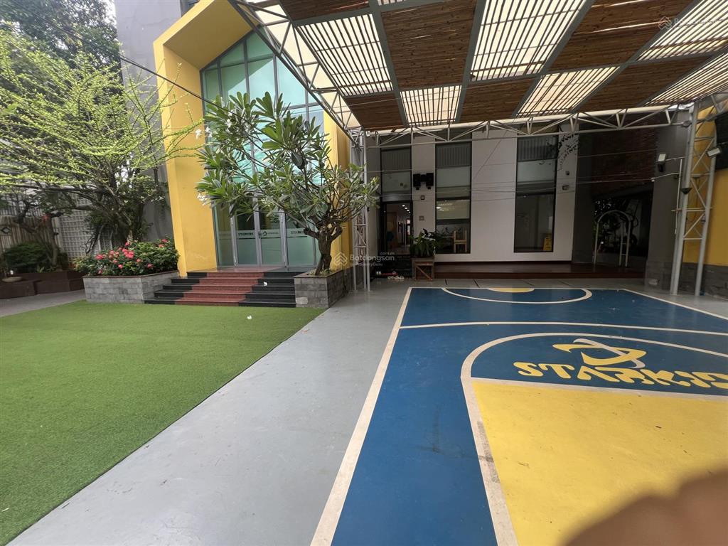 Cho thuê tòa vila thảo điền, cắt xuân thủy, 30x40m, 4 tầng giá 360tr. 0903 712 ***