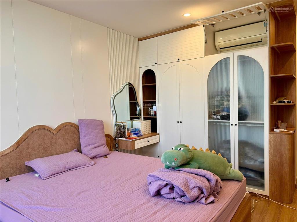 Bán căn hộ chung cư 219 trung kính ban công đông nam dt 70m2 giá tốt.  0968 276 ***