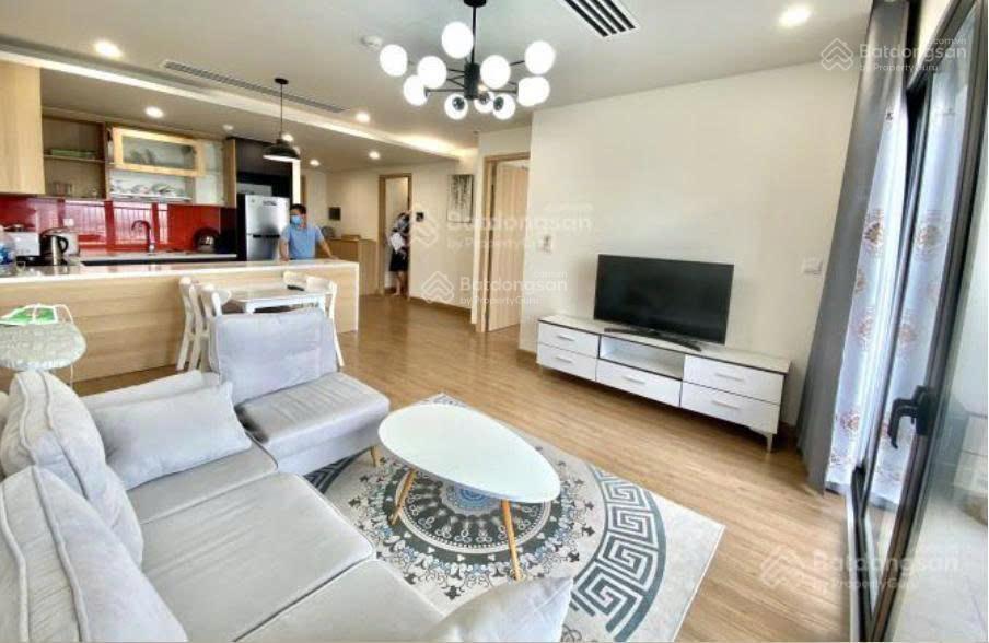 Bán căn hộ chung cư golden palace mễ trì 86m2 ban công hướng mát giá 6.8 tỷ full đồ