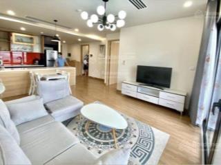 Bán căn hộ chung cư golden palace mễ trì 86m2 ban công hướng mát giá 6.8 tỷ full đồ